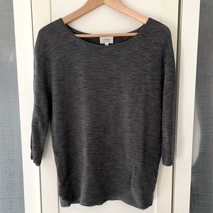Aritzia Wilfred grey ribbed, wrinkle free 3/4 sleeve scoop neck top, medium